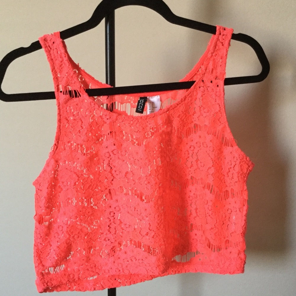 Bright knitted crop top